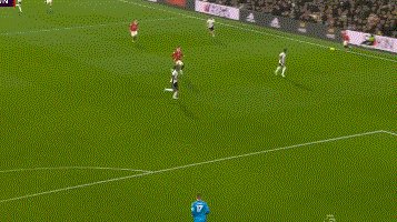 1668381562405087958.gif 曼联.gif