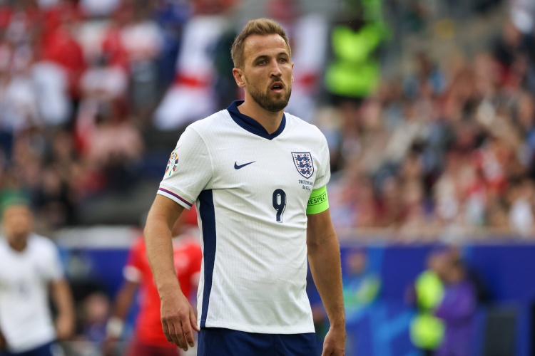 博鱼-图赫尔：凯恩遭遇轻伤正在接受评估，本场比赛他无法出战